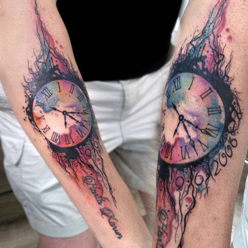 hình xăm đồng hồ ở bắp chân
