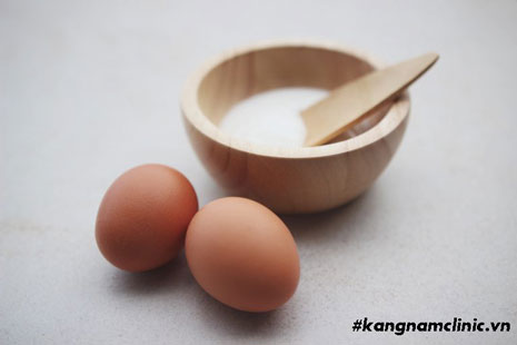 làm trắng da bằng trứng gà