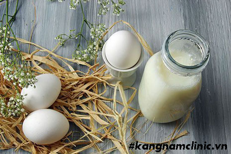 mặt nạ lòng trắng trứng và mật ong
