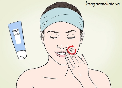 dùng oxy già tẩy ria mép
