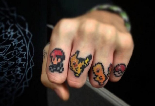 xăm hình pikachu mini ở ngón tay