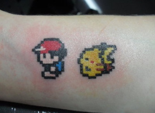 xăm hình pikachu nhỏ ở cổ tay 