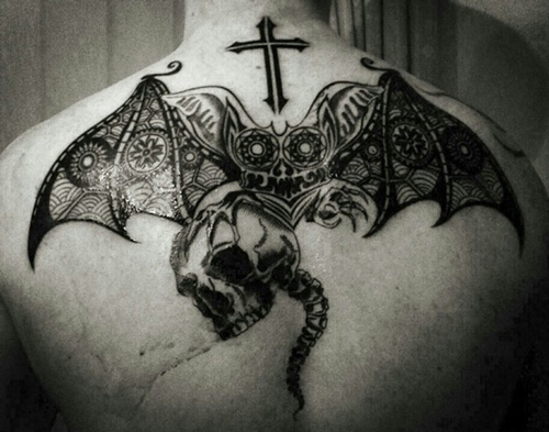 tattoo con dơi 