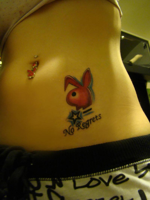 Xăm hình thỏ playboy ở eo