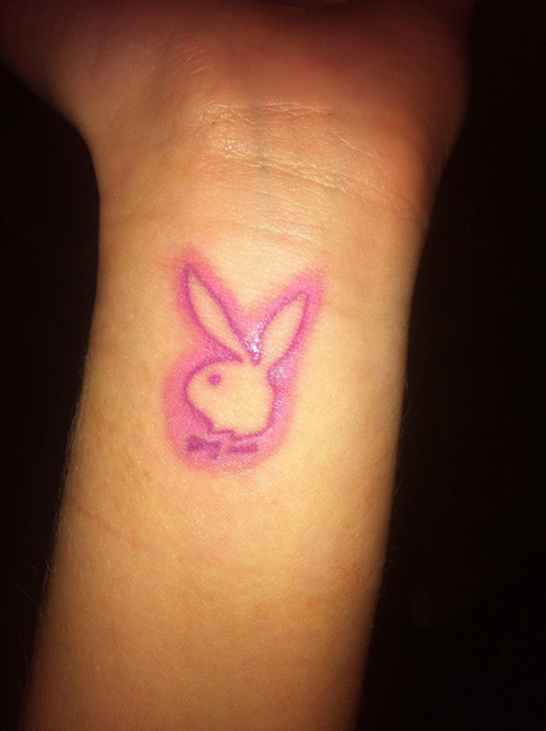 xăm hình playboy 