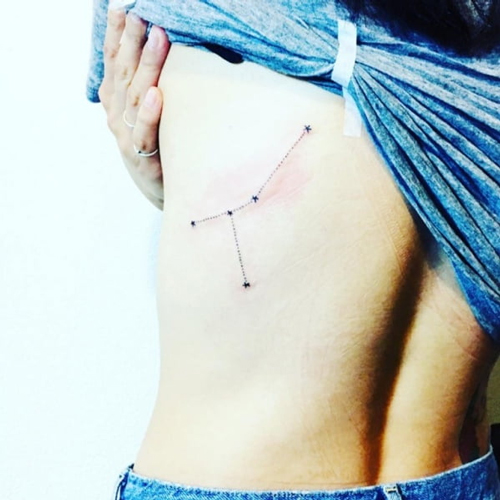 hình xăm cho người cung cự giải