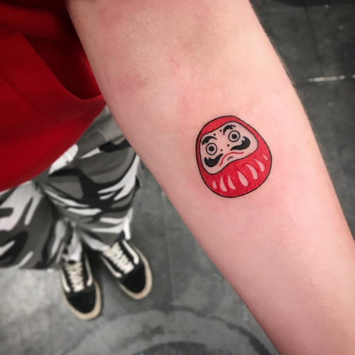 Hình xăm Daruma đơn giản