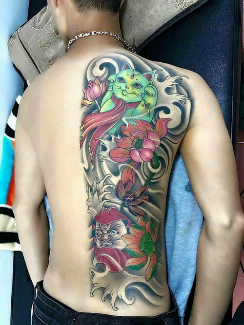 hình xăm daruma ở chân